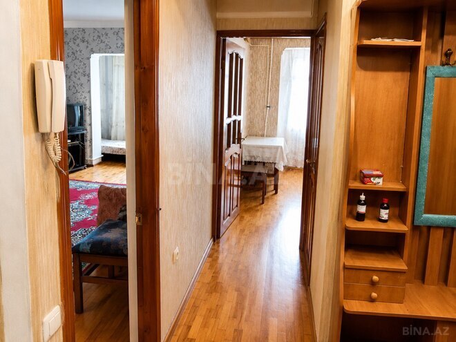 Satılır 2 otaqlı köhnə tikili 65 m², 8-ci mikrorayon q., photo 5 from 8