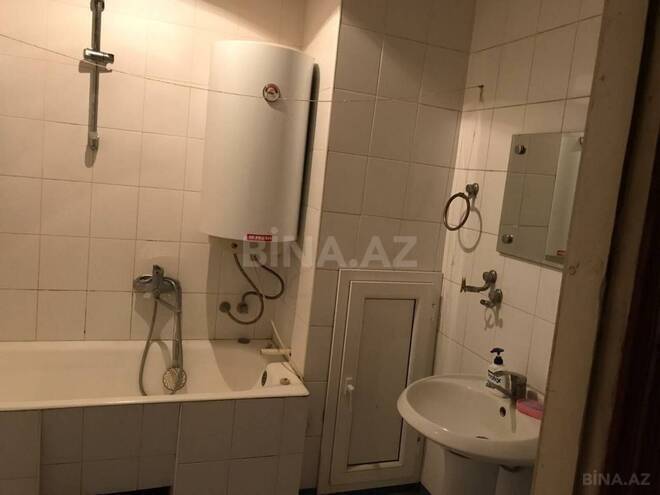 Satılır 2 otaqlı köhnə tikili 65 m², 8-ci mikrorayon q., photo 7 from 8