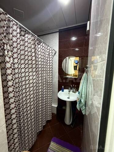 Продаётся 3-комн. вторичка 80 м², м. Ази Асланов, photo 12 from 19