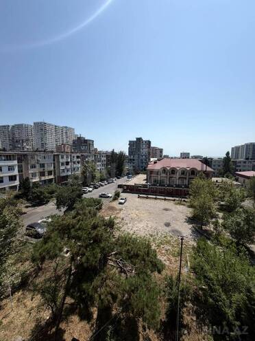Продаётся 3-комн. вторичка 80 м², м. Ази Асланов, photo 18 from 19