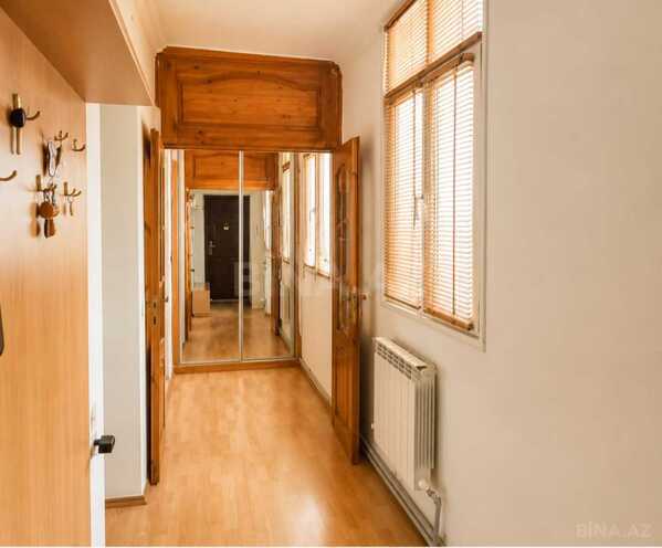 Satılır 4 otaqlı köhnə tikili 110 m², Gənclik m., photo 14 from 15