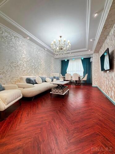 Сдаётся 3-комн. новостройка 140 м², м. Нефтчиляр, photo 11 from 27