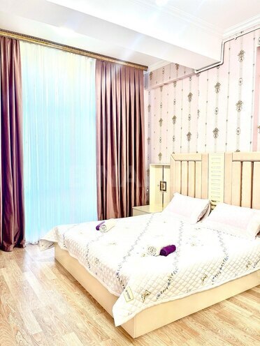 Сдаётся 2-комн. новостройка 70 м², м. Гянджлик, photo 1 from 11