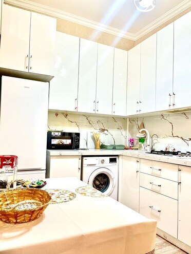 Сдаётся 2-комн. новостройка 70 м², м. Гянджлик, photo 8 from 11