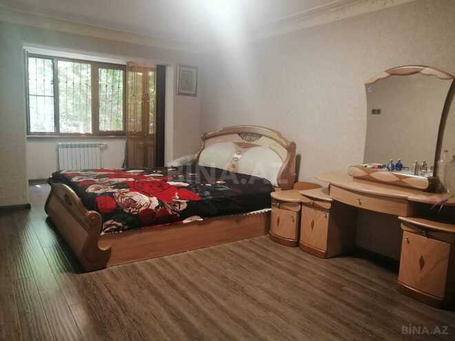 Продаётся 4-комн. вторичка 100 м², м. Нефтчиляр, photo 3 from 19