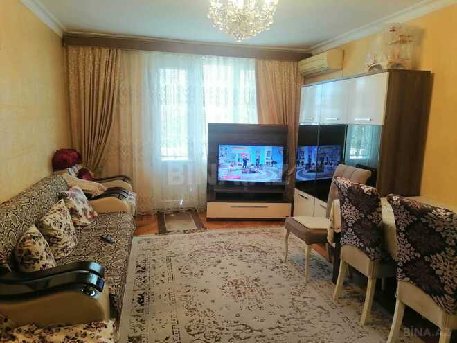 Satılır 3 otaqlı köhnə tikili 80 m², Nizami m., photo 1 from 10