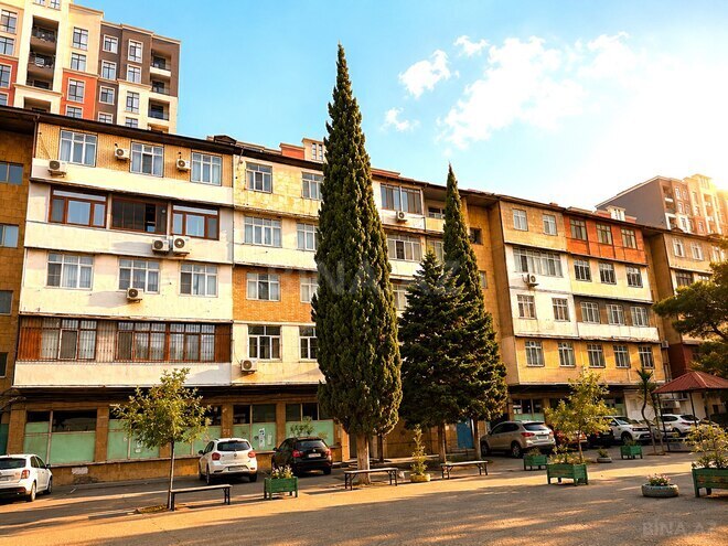 Продаётся 4-комн. вторичка 120 м², м. Кара Караев, photo 7 from 26