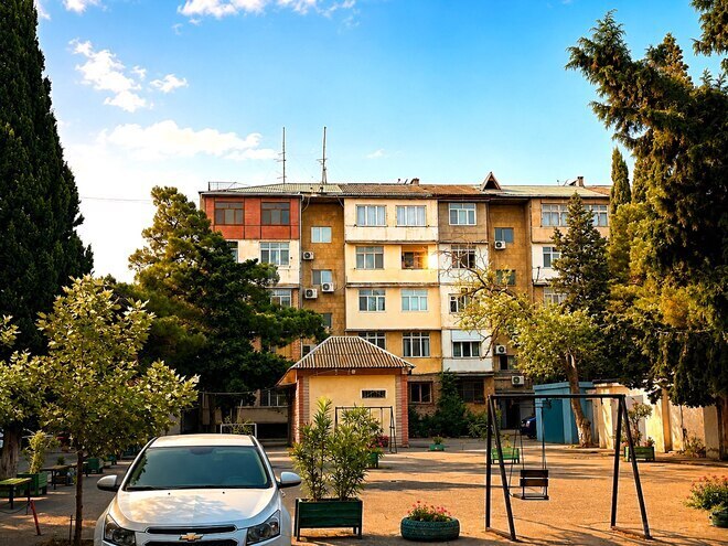 Продаётся 4-комн. вторичка 120 м², м. Кара Караев, photo 25 from 26