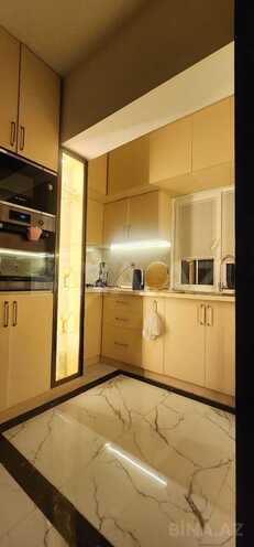 Продаётся 3-комн. вторичка 65 м², Бинагадинский р., photo 6 from 21