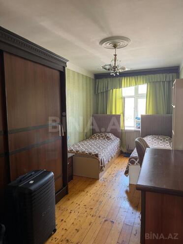Продаётся 3-комн. вторичка 65 м², м. Иншаатчылар, photo 4 from 9