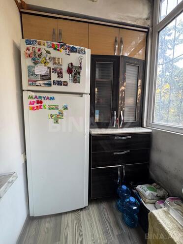 Satılır 2 otaqlı köhnə tikili 45 m², İnşaatçılar m., photo 13 from 14