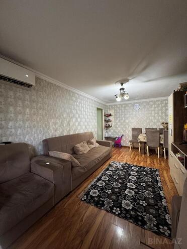 Satılır 2 otaqlı köhnə tikili 45 m², İnşaatçılar m., photo 1 from 14