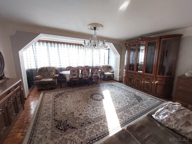 Satılır 2 otaqlı köhnə tikili 65 m², Neftçilər m., photo 1 from 14