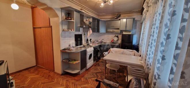 Продаётся 3-комн. вторичка 90 м², м. Иншаатчылар, photo 4 from 8