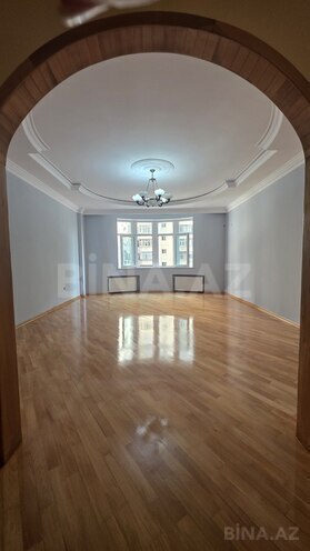 Satılır 3 otaqlı yeni tikili 125 m², İnşaatçılar m., photo 1 from 21