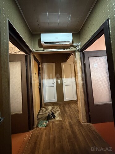 Satılır 2 otaqlı köhnə tikili 60 m², Bakıxanov q., photo 1 from 19