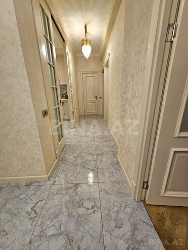 Продаётся 3-комн. новостройка 105 м², м. Кара Караев, photo 17 from 28