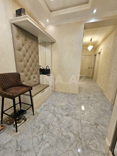 Продаётся 3-комн. новостройка 105 м², м. Кара Караев, photo 16 from 28