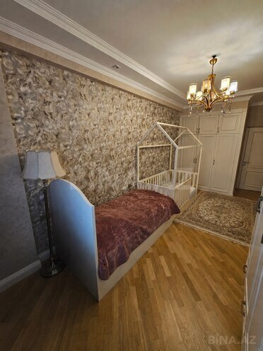 Продаётся 3-комн. новостройка 105 м², м. Кара Караев, photo 14 from 28