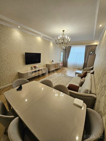 Продаётся 3-комн. новостройка 105 м², м. Кара Караев, photo 3 from 28