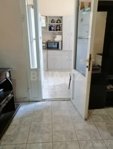 İcarəyə verilir 4 otaqlı köhnə tikili 150 m², 28 May m., photo 4 from 7
