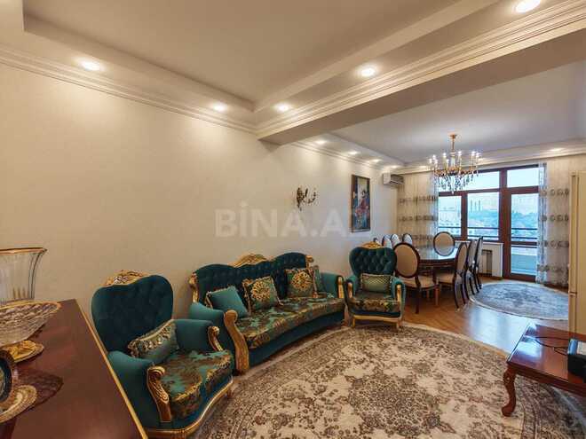 Продаётся 3-комн. новостройка 110 м², м. Низами, photo 1 from 23