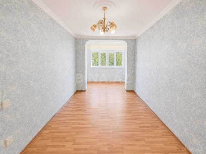 Продаётся 2-комн. вторичка 50 м², м. Нефтчиляр, photo 1 from 11