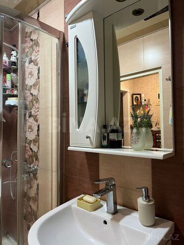 Satılır 2 otaqlı köhnə tikili 48 m², İnşaatçılar m., photo 16 from 22