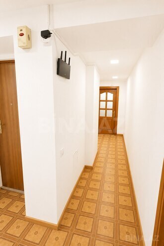 İcarəyə verilir 6 otaqlı köhnə tikili 230 m², Nizami m., photo 12 from 17