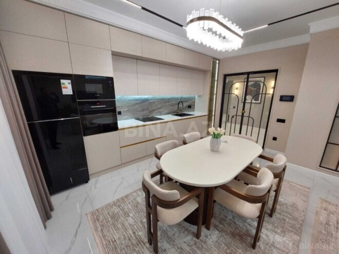 Сдаётся 3-комн. новостройка 110 м², м. 8 ноября, photo 10 from 20