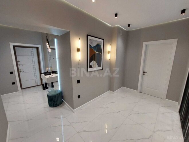 Сдаётся 3-комн. новостройка 110 м², м. 8 ноября, photo 13 from 20