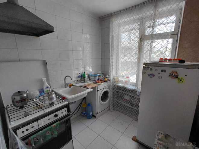 Сдаётся 3-комн. вторичка 70 м², м. Иншаатчылар, photo 4 from 10