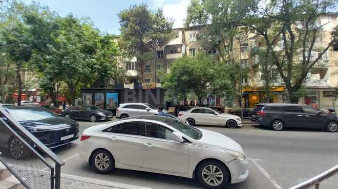 Продаётся 3-комн. вторичка 75 м², м. Элмляр Академиясы, photo 3 from 19