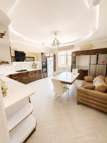 Satılır 6 otaqlı yeni tikili 303 m², Şah İsmayıl Xətai m., photo 3 from 10