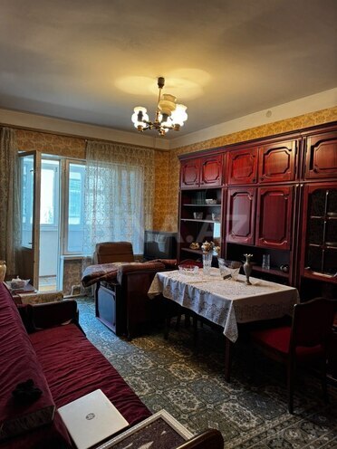 Satılır 4 otaqlı köhnə tikili 105 m², Gənclik m., photo 3 from 12
