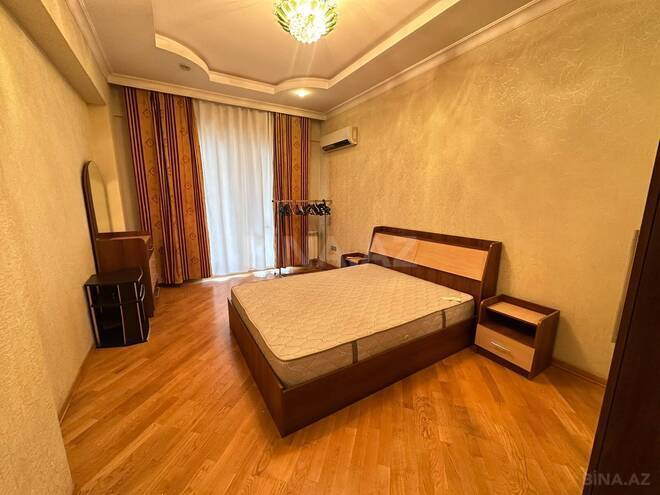 Сдаётся 2-комн. новостройка 90 м², м. 28 мая, photo 1 from 19