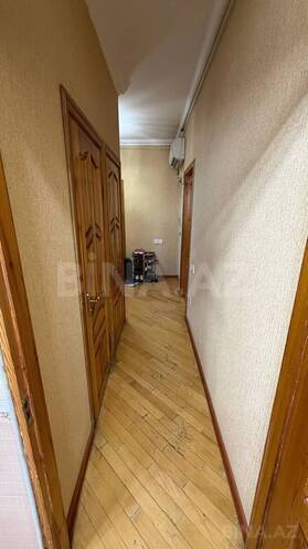 Сдаётся 2-комн. вторичка 60 м², м. 8 ноября, photo 12 from 19