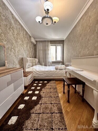 Сдаётся 3-комн. вторичка 108 м², м. Элмляр Академиясы, photo 8 from 22