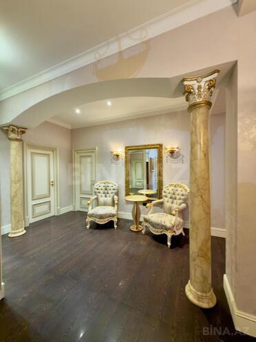Satılır 4 otaqlı yeni tikili 175 m², Sahil m., photo 1 from 23