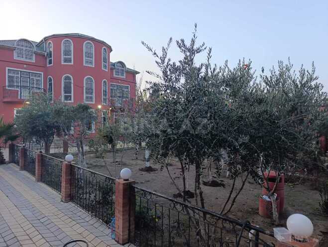 Satılır 6 otaqlı həyət evi/bağ evi 270 m², Novxanı q., photo 1 from 30