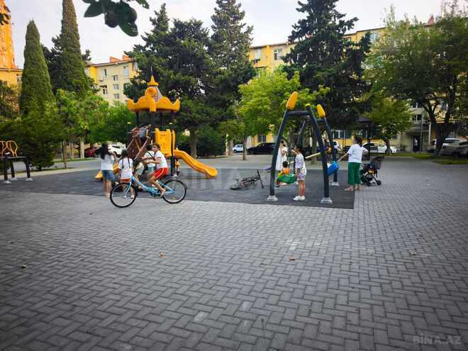 Продаётся 2-комн. вторичка 60 м², м. Кара Караев, photo 3 from 14