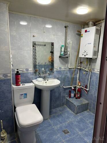Продаётся 3-комн. вторичка 48 м², м. Нефтчиляр, photo 12 from 13