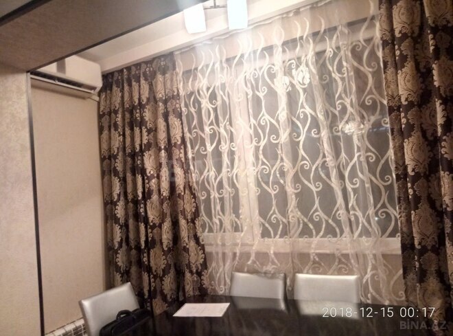 Satılır 3 otaqlı köhnə tikili 98 m², 6-cı mikrorayon q., photo 4 from 13