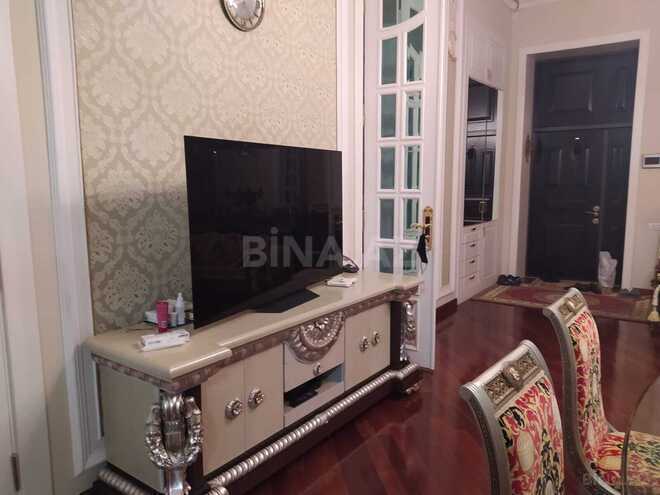 Продаётся 6-комн. вторичка 250 м², м. Сахил, photo 17 from 25