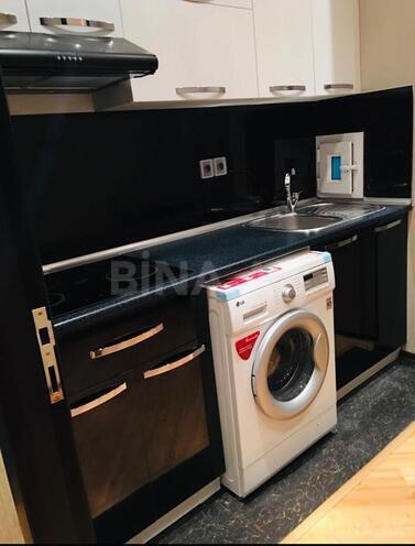 İcarəyə verilir 2 otaqlı yeni tikili 70 m², 28 May m., photo 8 from 12