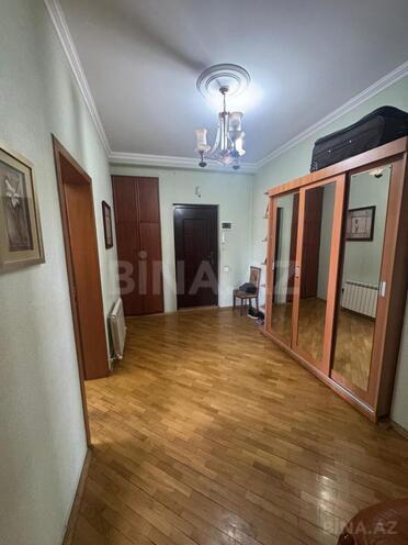 Satılır 2 otaqlı köhnə tikili 75 m², Elmlər Akademiyası m., photo 4 from 9