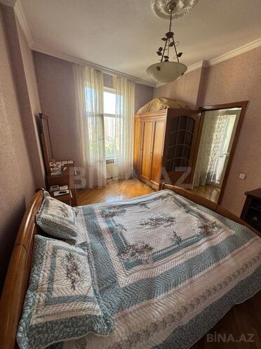 Satılır 2 otaqlı köhnə tikili 75 m², Elmlər Akademiyası m., photo 7 from 9