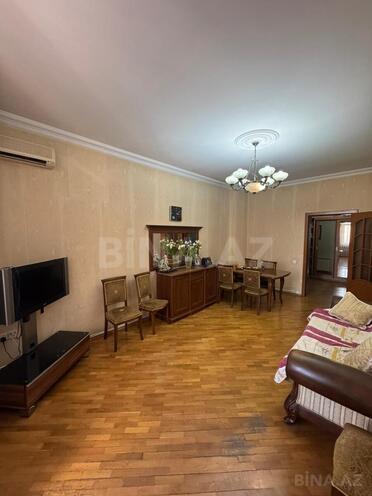 Satılır 2 otaqlı köhnə tikili 75 m², Elmlər Akademiyası m., photo 8 from 9