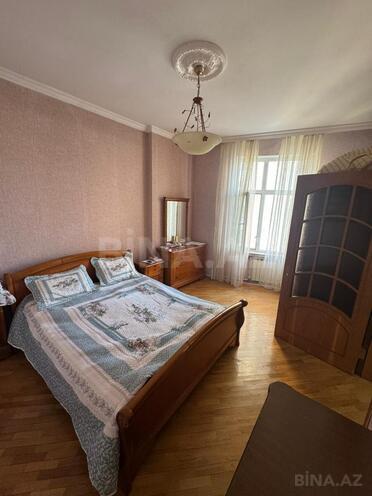 Satılır 2 otaqlı köhnə tikili 75 m², Elmlər Akademiyası m., photo 5 from 9