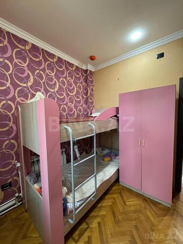 Продаётся 6-комн. вторичка 160 м², м. Нариман Нариманов, photo 8 from 18